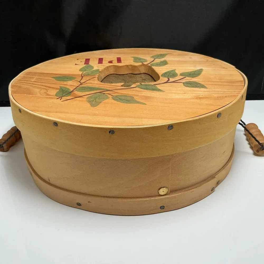 Vtg. Apple Pie Basket Wood Handles & Peek Screen Window Cover Decor Purpose Only